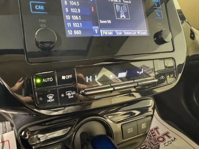 2019 Toyota Prius 4th Gen - Image 21 of 21