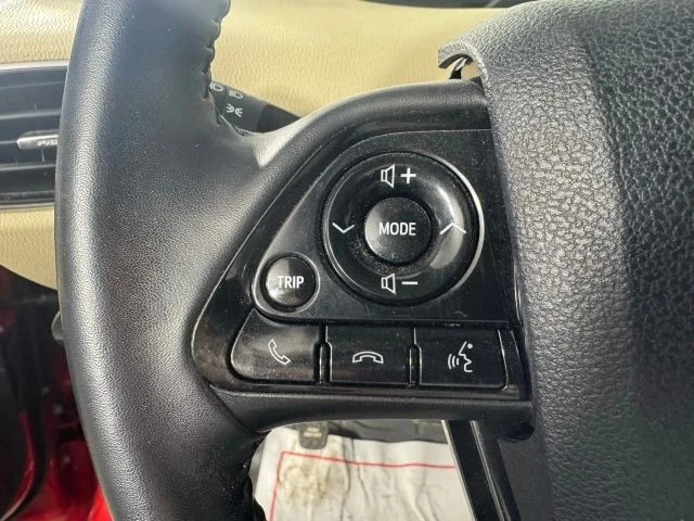 2019 Toyota Prius 4th Gen - Image 16 of 21