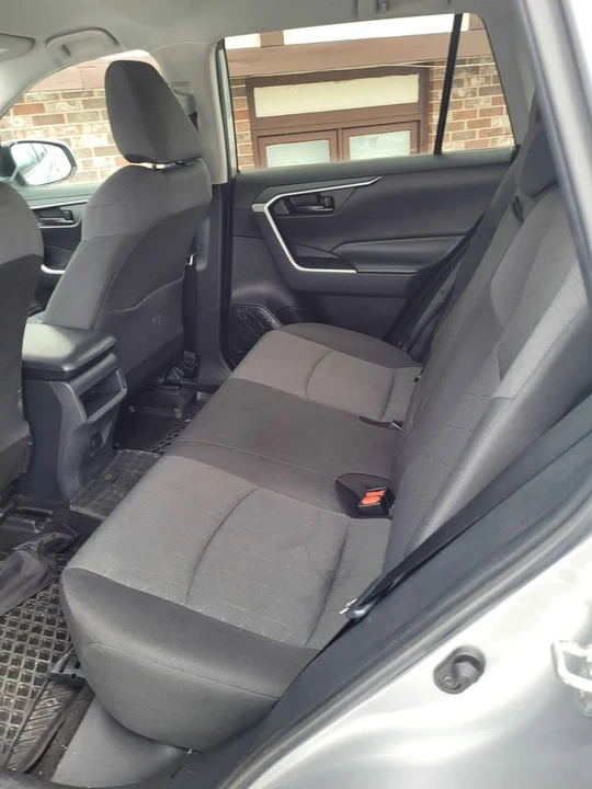 2019 Toyota RAV4 5th Gen - Image 4 of 13