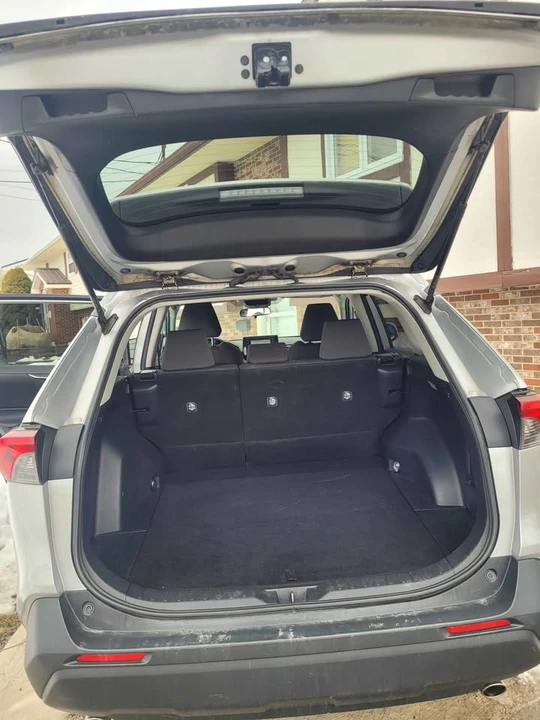 2019 Toyota RAV4 5th Gen - Image 7 of 13