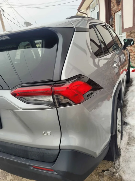 2019 Toyota RAV4 5th Gen - Image 8 of 13