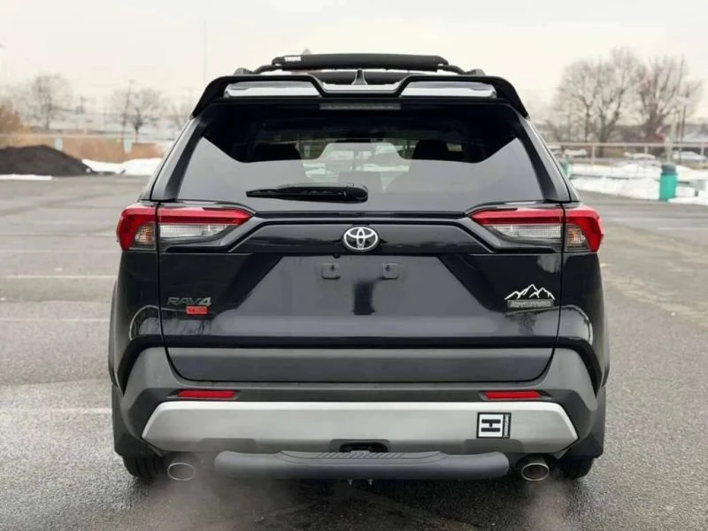 2019 Toyota RAV4 5th Gen - Image 5 of 12