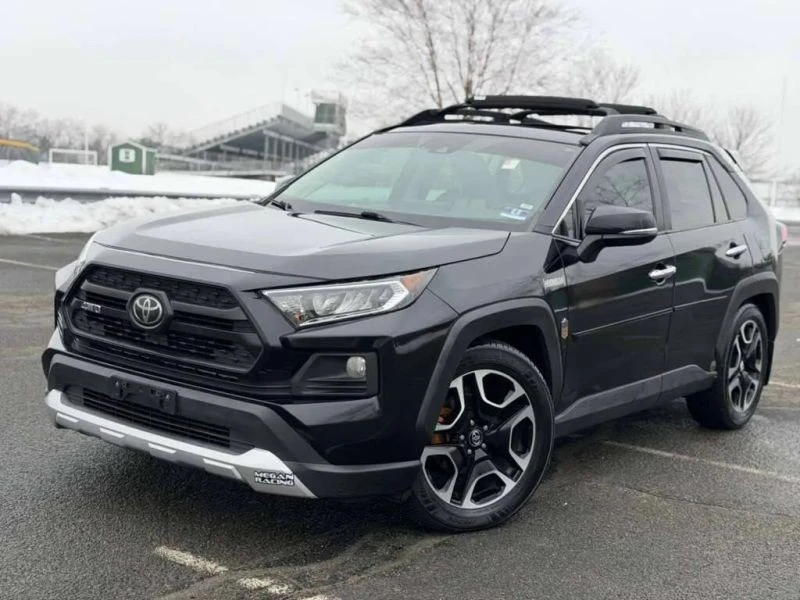 2019 Toyota RAV4 5th Gen - Image 2 of 12