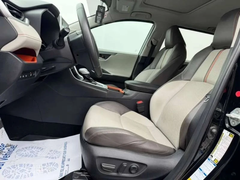 2019 Toyota RAV4 5th Gen - Image 11 of 12
