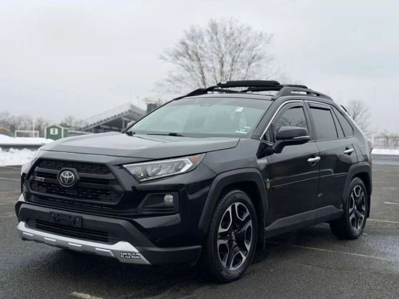 2019 Toyota RAV4 5th Gen - Image 3 of 12