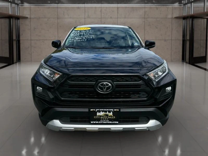 2019 Toyota RAV4 5th Gen - Image 2 of 12
