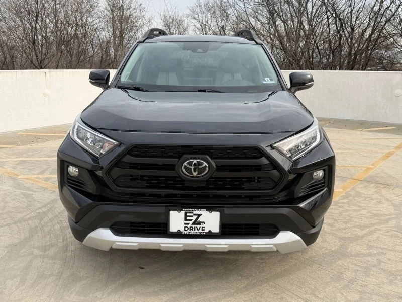 2019 Toyota RAV4 5th Gen - Image 8 of 12
