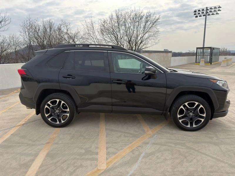 2019 Toyota RAV4 5th Gen - Image 2 of 12