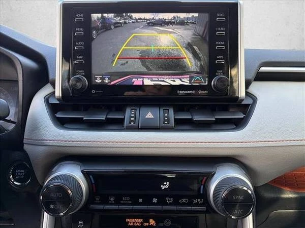 2019 Toyota RAV4 5th Gen - Image 19 of 21