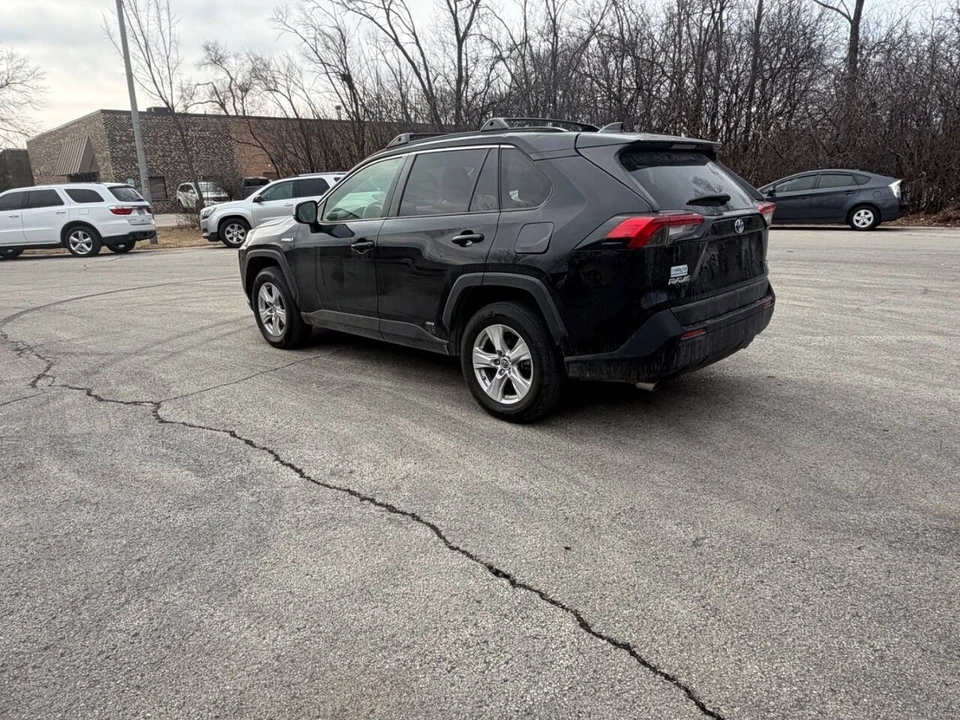 2019 Toyota RAV4 5th Gen - Image 6 of 9