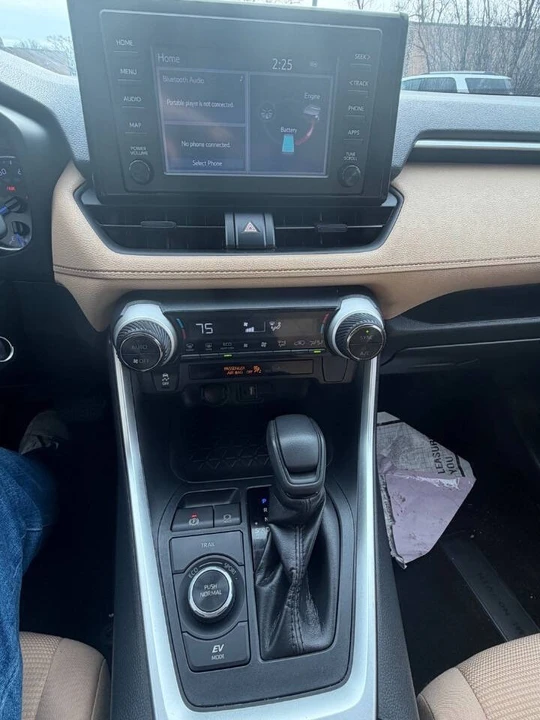 2019 Toyota RAV4 5th Gen - Image 9 of 9