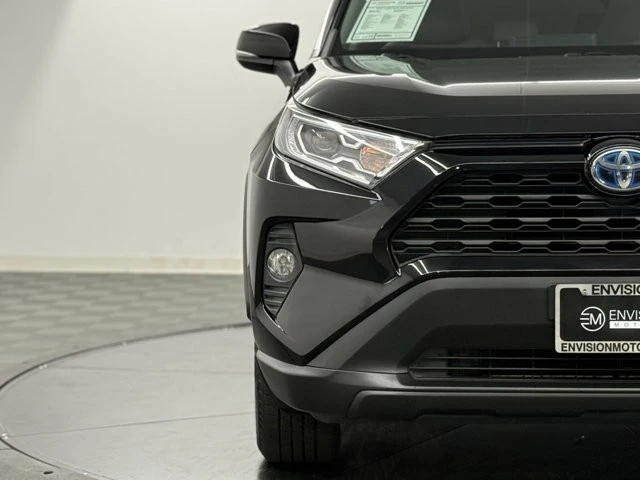 2019 Toyota RAV4 5th Gen - Image 4 of 12
