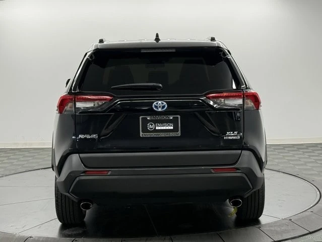 2019 Toyota RAV4 5th Gen - Image 8 of 12