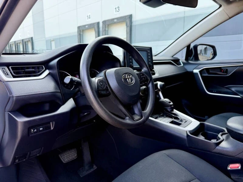 2019 Toyota RAV4 5th Gen - Image 9 of 21
