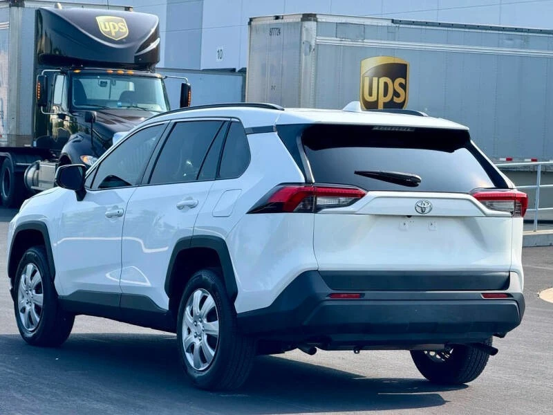 2019 Toyota RAV4 5th Gen - Image 7 of 21