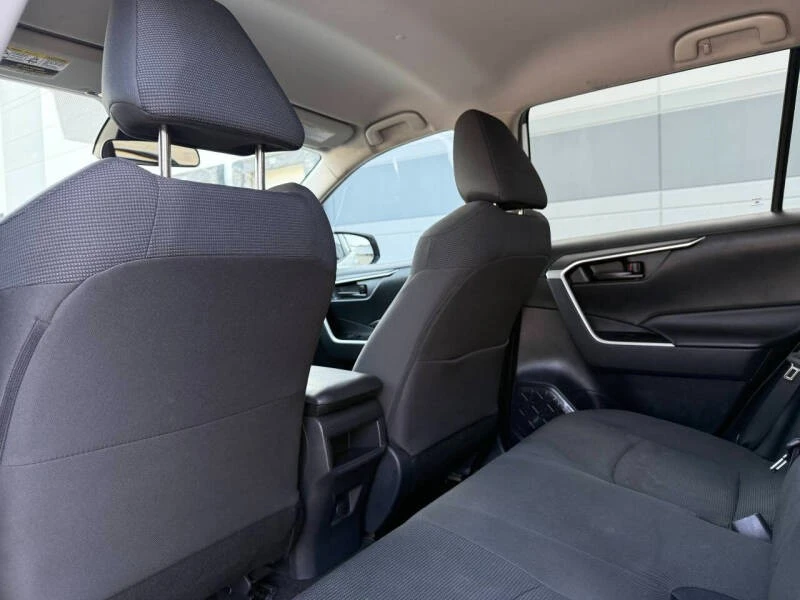 2019 Toyota RAV4 5th Gen - Image 11 of 21