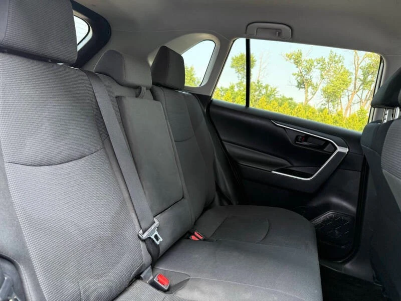 2019 Toyota RAV4 5th Gen - Image 14 of 21