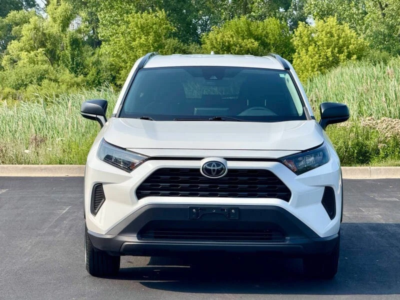 2019 Toyota RAV4 5th Gen - Image 2 of 21
