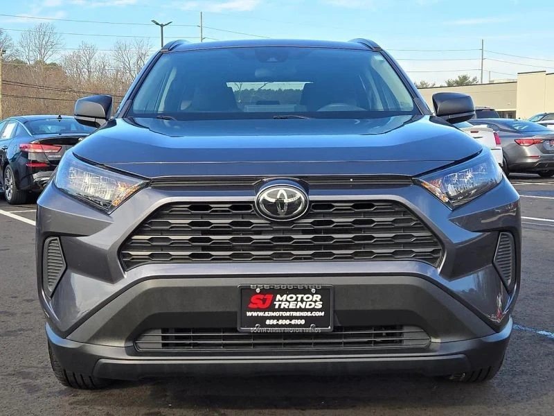 2019 Toyota RAV4 5th Gen - Image 2 of 12