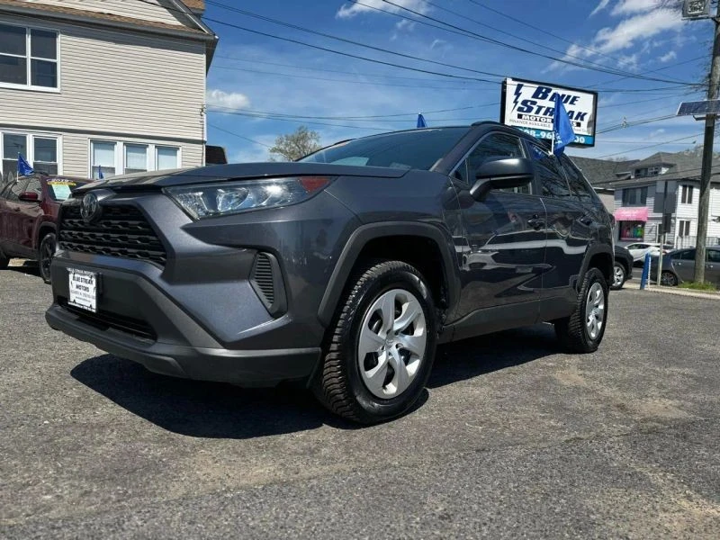 2019 Toyota RAV4 5th Gen - Image 6 of 12