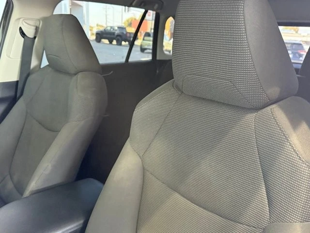 2019 Toyota RAV4 5th Gen - Image 20 of 21