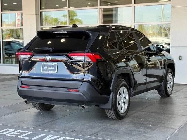 2019 Toyota RAV4 5th Gen - Image 13 of 21