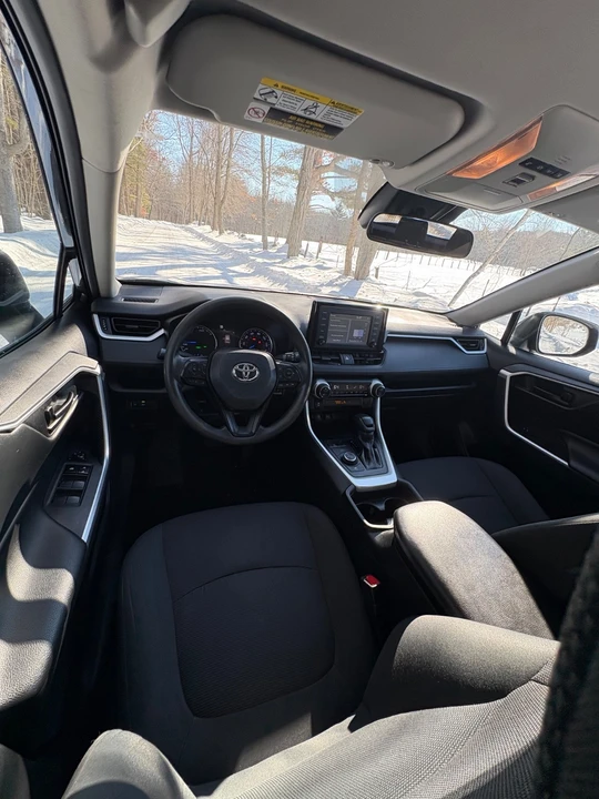 2019 Toyota RAV4 5th Gen - Image 6 of 21