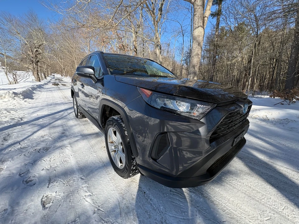 2019 Toyota RAV4 5th Gen - Image 16 of 21