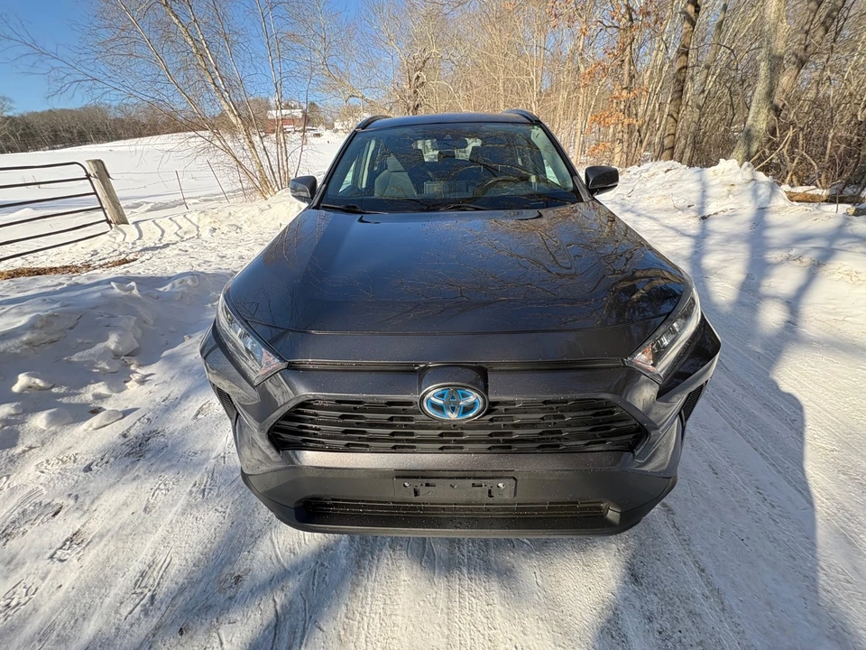 2019 Toyota RAV4 5th Gen - Image 19 of 21