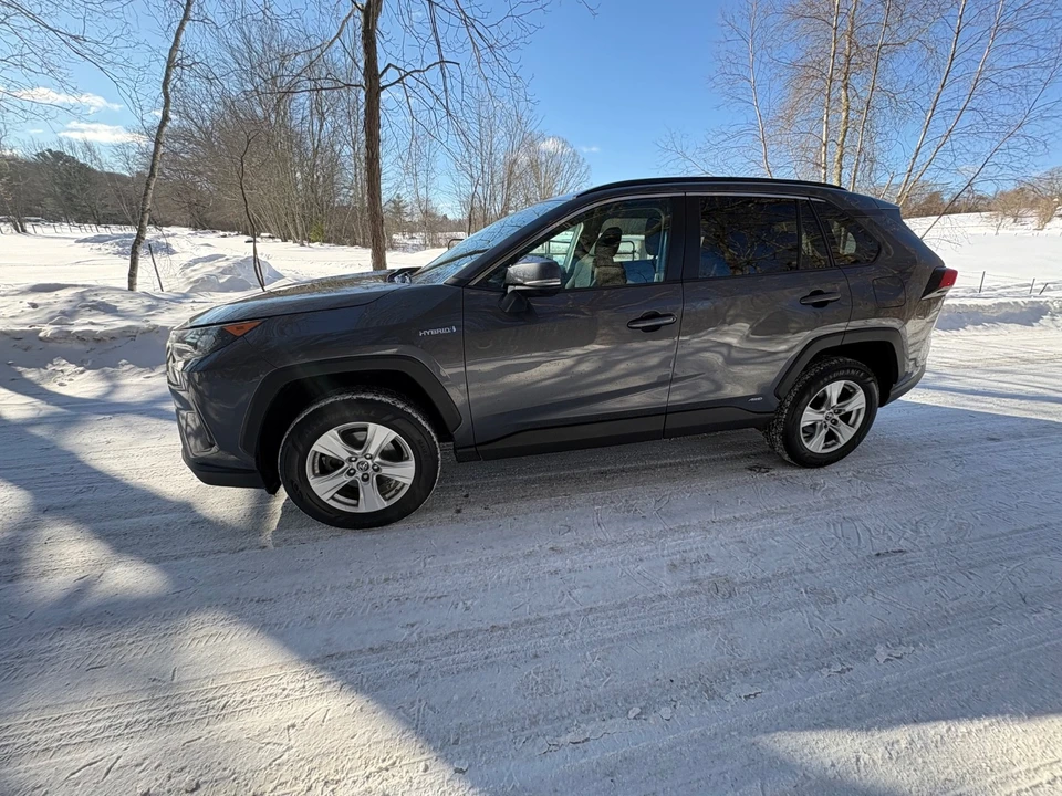 2019 Toyota RAV4 5th Gen - Image 3 of 21