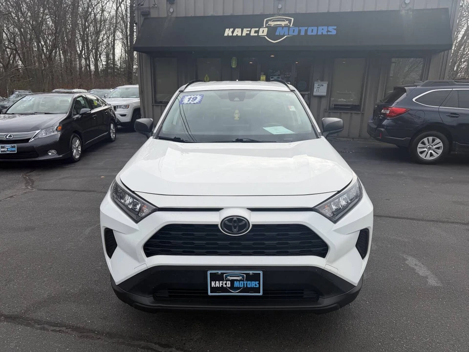 2019 Toyota RAV4 5th Gen - Image 2 of 21