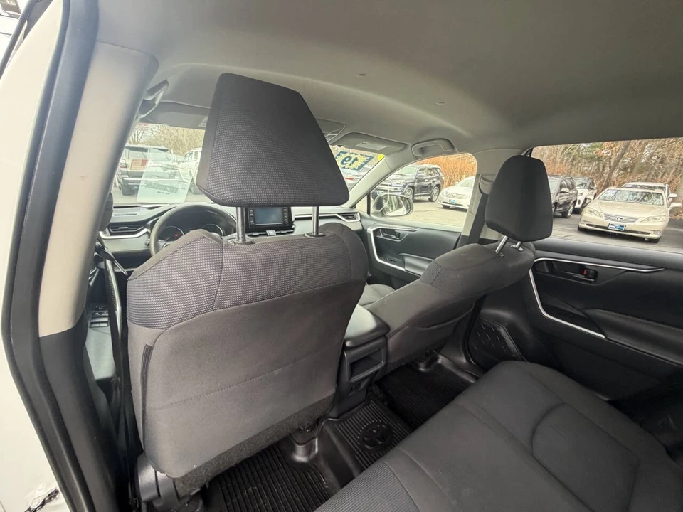 2019 Toyota RAV4 5th Gen - Image 20 of 21