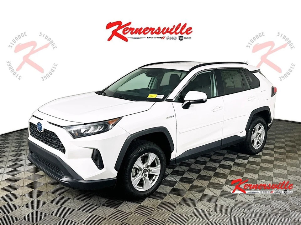 2019 Toyota RAV4 5th Gen - Image 3 of 21