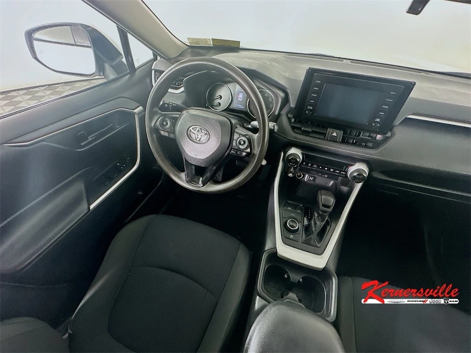 2019 Toyota RAV4 5th Gen - Image 9 of 21