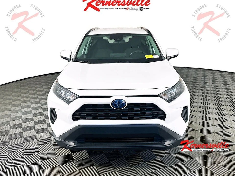 2019 Toyota RAV4 5th Gen - Image 2 of 21