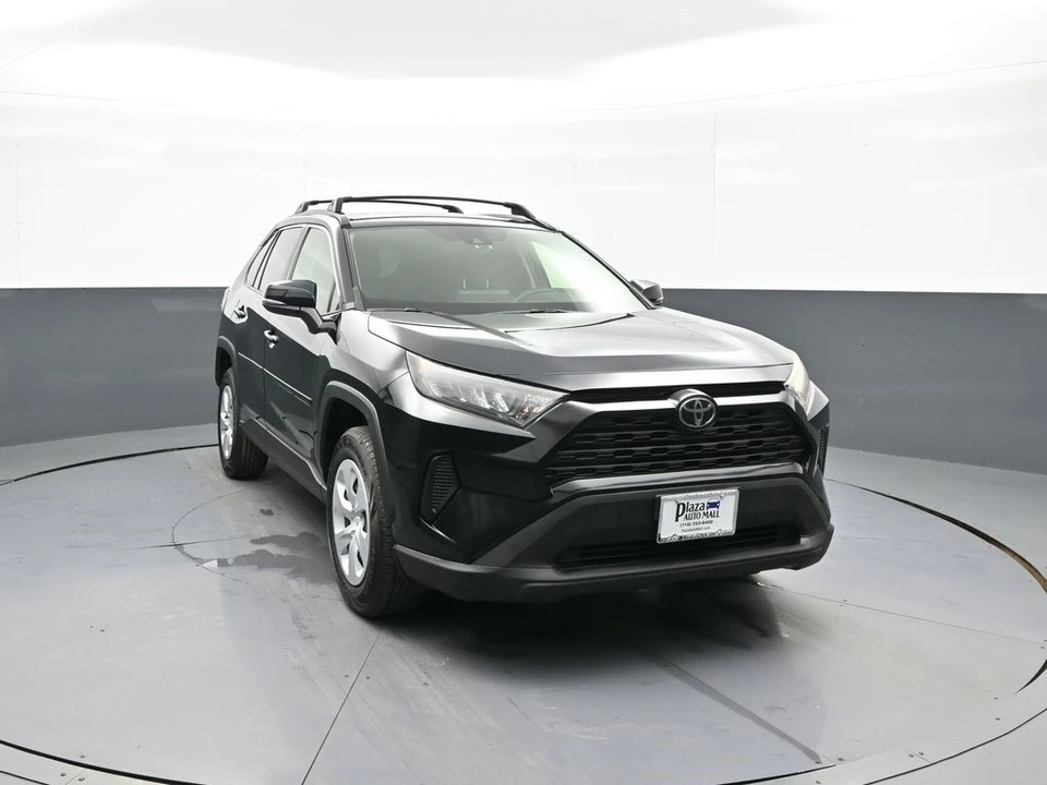 2019 Toyota RAV4 5th Gen - Image 3 of 12