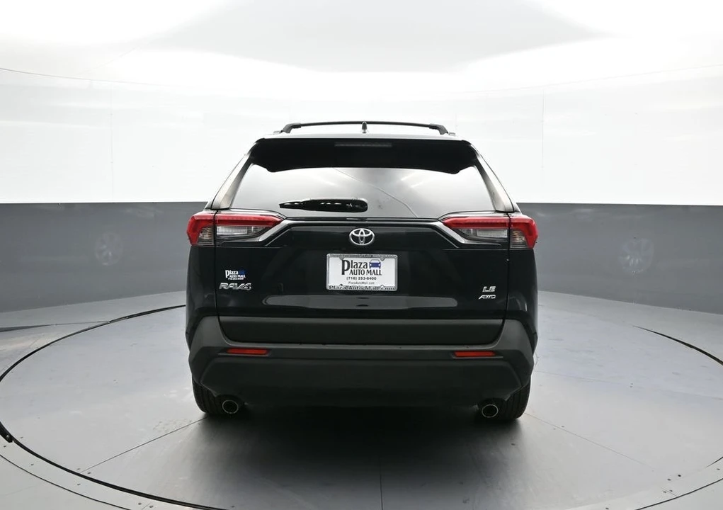2019 Toyota RAV4 5th Gen - Image 7 of 12