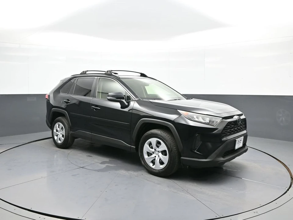 2019 Toyota RAV4 5th Gen - Image 4 of 12