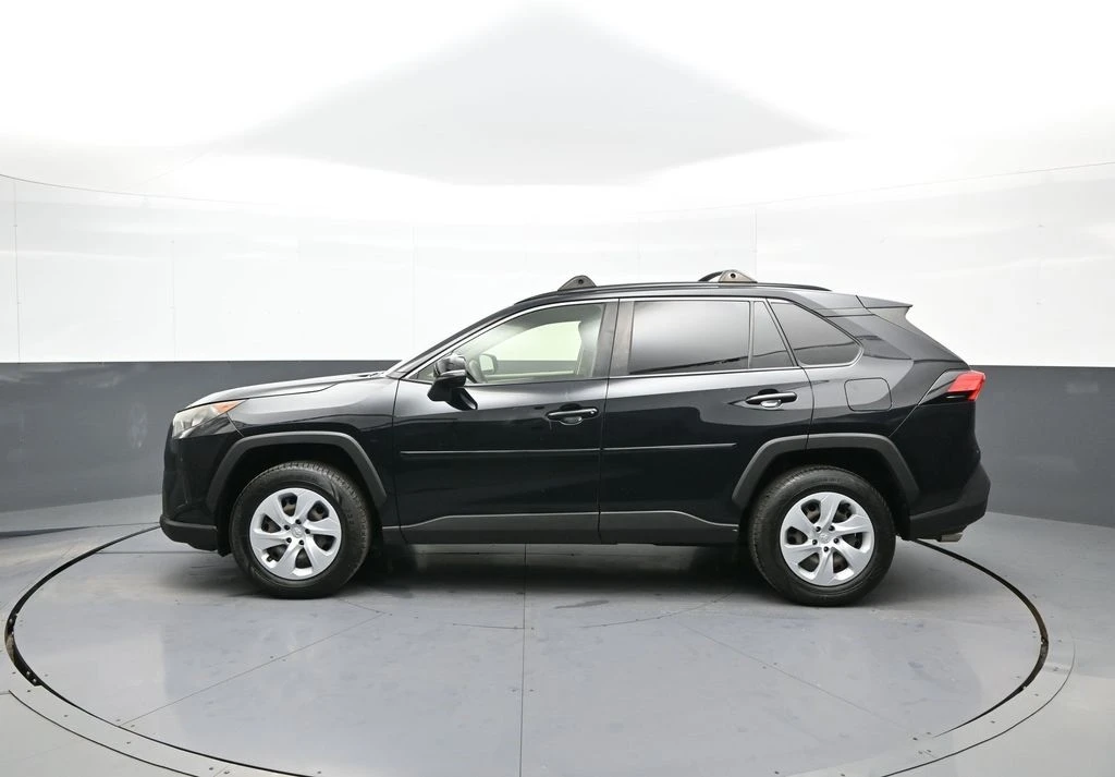 2019 Toyota RAV4 5th Gen - Image 9 of 12