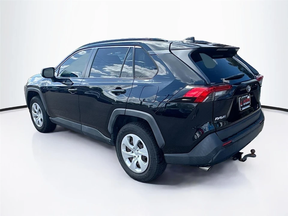 2019 Toyota RAV4 5th Gen - Image 3 of 18