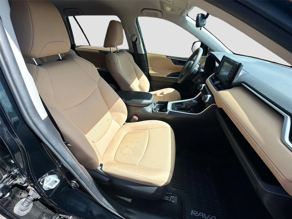 2019 Toyota RAV4 5th Gen - Image 10 of 18