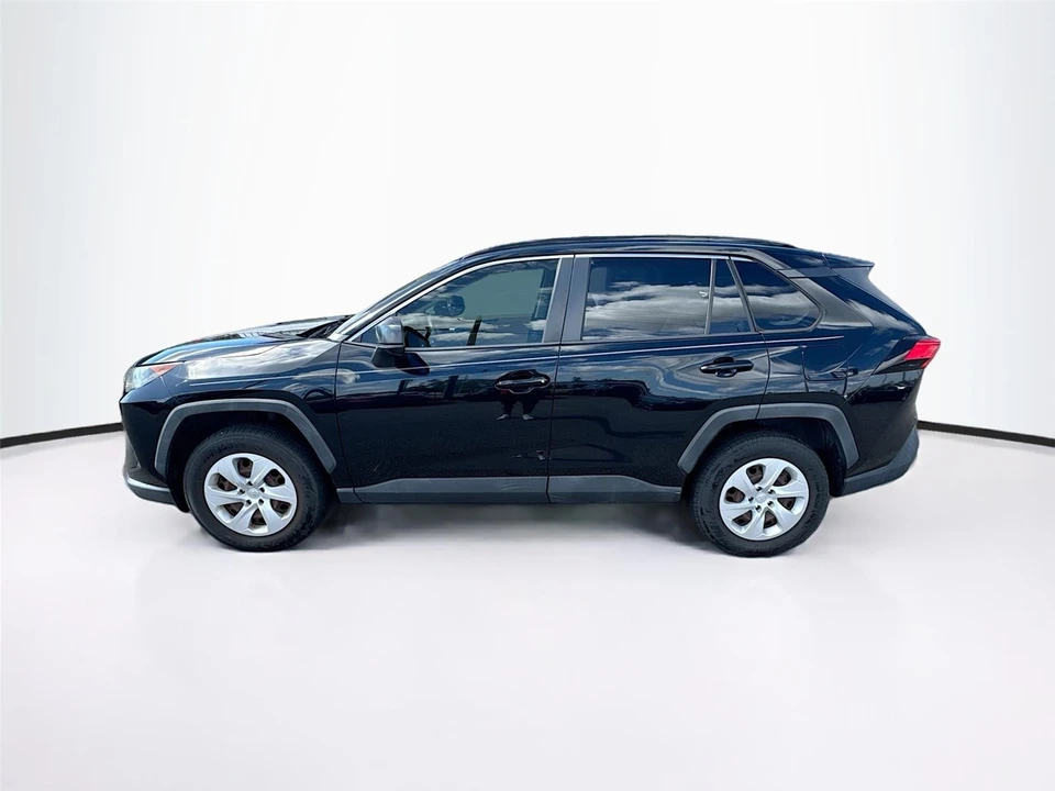 2019 Toyota RAV4 5th Gen - Image 2 of 18