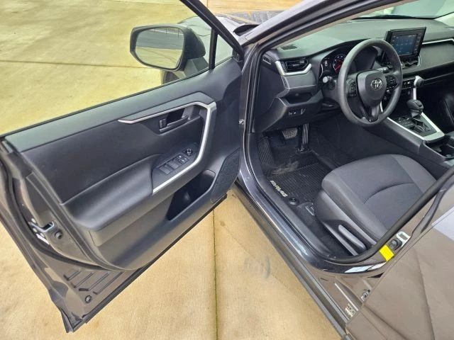 2019 Toyota RAV4 5th Gen - Image 10 of 21