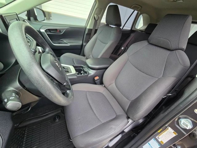 2019 Toyota RAV4 5th Gen - Image 13 of 21