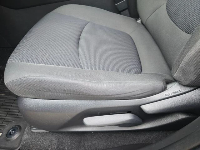 2019 Toyota RAV4 5th Gen - Image 14 of 21