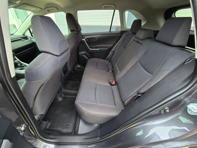 2019 Toyota RAV4 5th Gen - Image 15 of 21