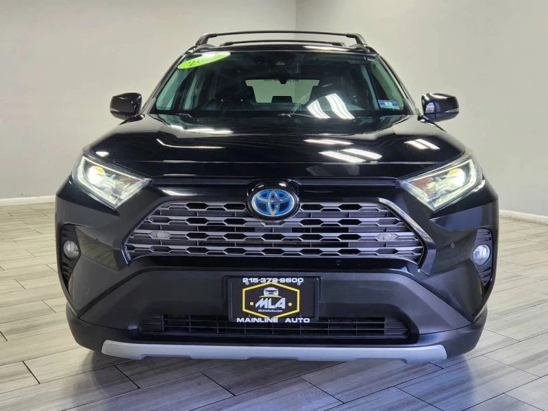 2019 Toyota RAV4 5th Gen - Image 8 of 12