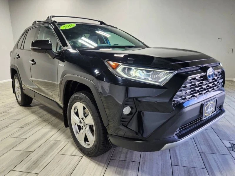 2019 Toyota RAV4 5th Gen - Image 7 of 12