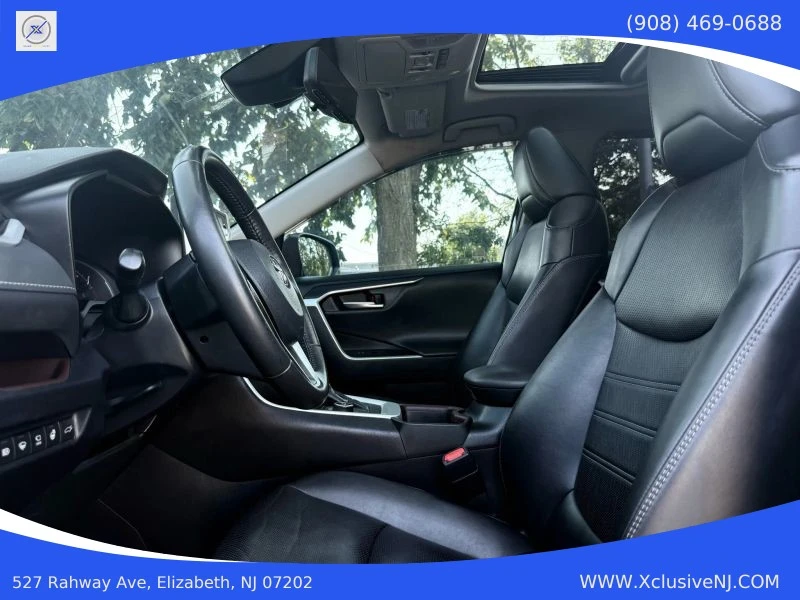 2019 Toyota RAV4 5th Gen - Image 8 of 12