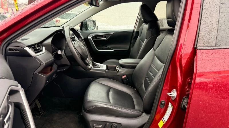 2019 Toyota RAV4 5th Gen - Image 12 of 12
